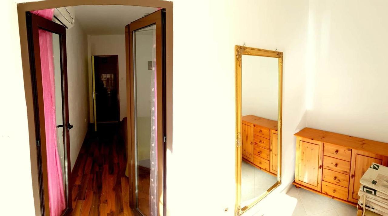 ילסה Apartmani Tina מראה חיצוני תמונה