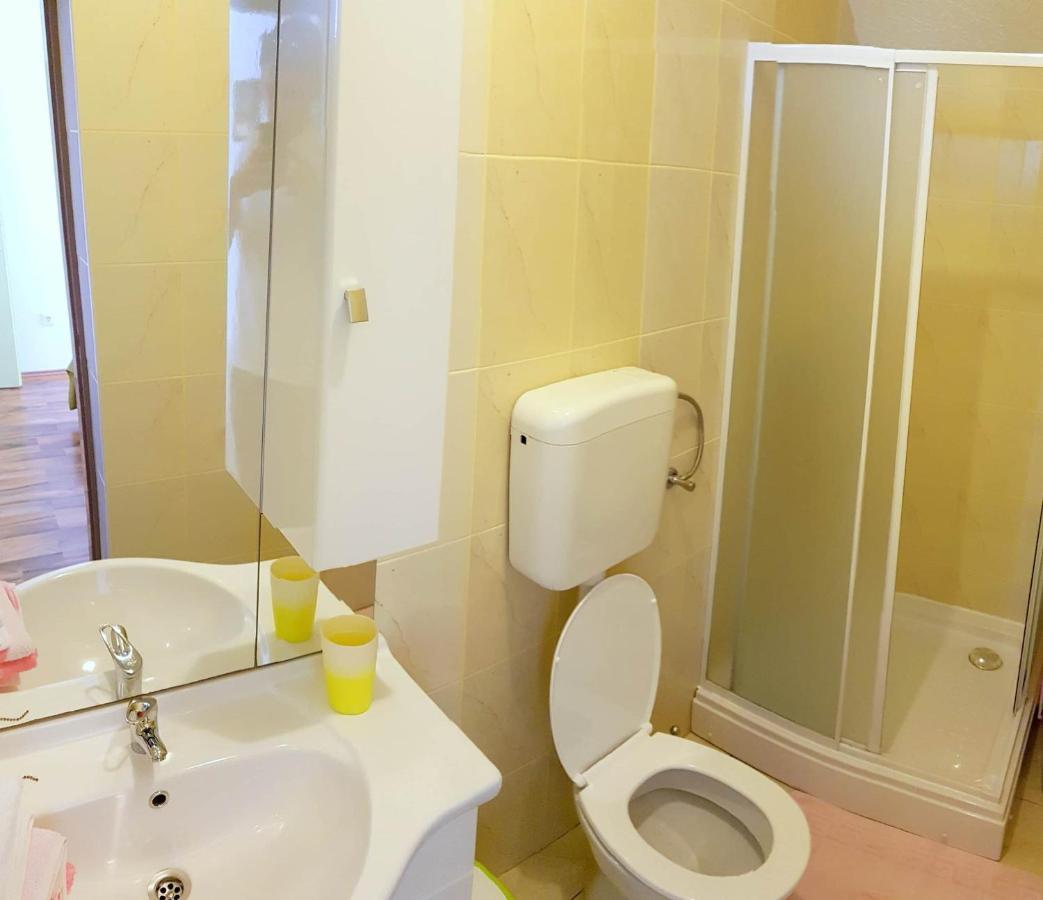 ילסה Apartmani Tina מראה חיצוני תמונה